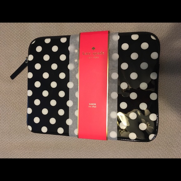 kate spade Handbags - ⭐️NWT Kate Spade IPad Sleeve kate spade Handbags - ⭐️NWT Kate Spade IPad Sleeve